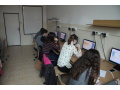 �iaci IV.D triedy rie�ia �lohy v informatickej s��a�i iBobor 2015 v kateg�rii Kadet v u�ebni informatiky