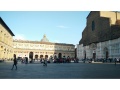 Bologna a jej pamiatky � poh�ad na n�mestie s �u�mi