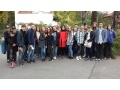 Spolo�n� fotka �iakov II.A a II.B triedy v ZOO Zl�n