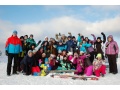 Spolo�n� fotka u�ite�ov a �iakov na Novej holi