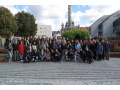 Spolo�n� fotka �iakov n�ho a dru�obn�ho gymn�zia na n�mest� v historickej Trnave