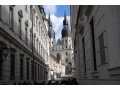 V historick�ch uli�k�ch Trnavy