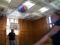 Z�pas absolventov gymn�zia v malej telocvi�ni
