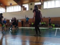 Žiačky počas volejbalového zápasu - prihrávka na smeč