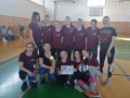 Žiačky GJK s diplomom a pohárom za 1. miesto v Majstrovstvách okresu vo volejbale žiačok SŠ