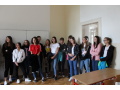 Rak�ski �tudenti v u�ebni po�as prehliadky �koly
