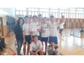 Mgr. Min�rov� a florbalov� dru�stvo chlapcov II.B s diplomom za 3. miesto