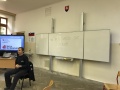 Preventista Jozef �ul�k diskutuje so �iakmi