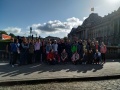 Spolo�n� fotografia pedag�gov a �iakov gymn�zia pri Royal Palace of Brussels