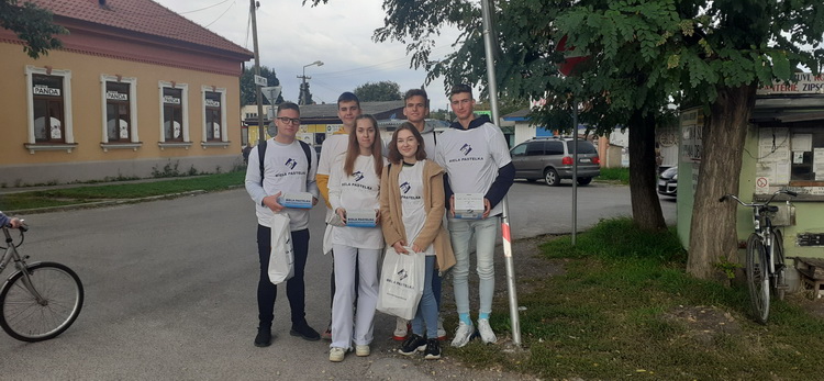 Zbierka Biela pastelka