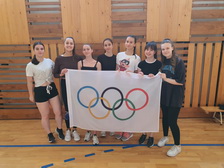 Olympijsk� de� v znamen� medzitriedneho volejbalov�ho turnaja