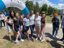 Gymnazisti na Olympijskom dni det� s EYOF v Banskej Bystrici