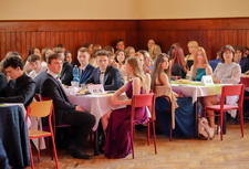 11. Gymnazi�lny ples