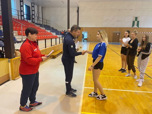 Krajsk� kolo diev�at stredn�ch �k�l v bedmintone v �uranoch - 3. miesto