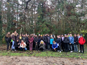 Exkurzia s prv�kmi do Arbor�ta Mly�any