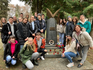 Exkurzia za odmenu - M�zeum slovenskej dediny SNM, N�rodn� cintor�n v Martine