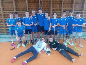 �tudenti z Gymn�zia Janka Kr�a majstrami okresu S� Zlat�ch Moraviec vo florbale