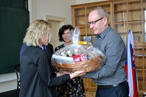 Gymn�zium Janka Kr�a v Jind�ichovom Hradci