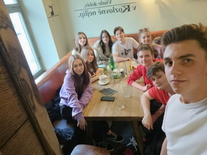 Gymn�zium Janka Kr�a v Jind�ichovom Hradci