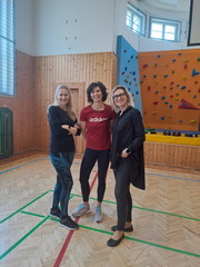 Gymn�zium Janka Kr�a v Jind�ichovom Hradci