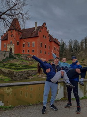 Gymn�zium Janka Kr�a v Jind�ichovom Hradci