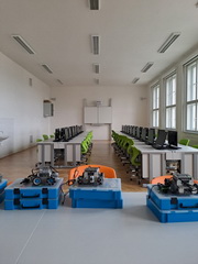 Gymn�zium Janka Kr�a v Jind�ichovom Hradci