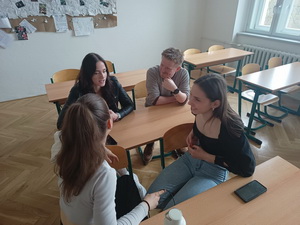 Gymn�zium Janka Kr�a v Jind�ichovom Hradci