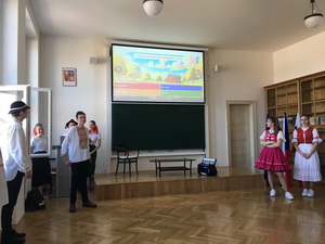 Gymn�zium Janka Kr�a v Jind�ichovom Hradci