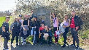 Gymn�zium Janka Kr�a v Jind�ichovom Hradci