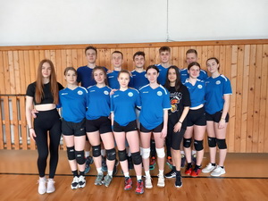 Z�skali sme postup do krajsk�ho kola vo volejbale