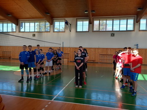 Z�skali sme postup do krajsk�ho kola vo volejbale