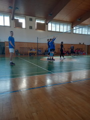 Z�skali sme postup do krajsk�ho kola vo volejbale