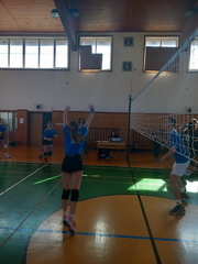 Z�skali sme postup do krajsk�ho kola vo volejbale