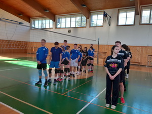 Z�skali sme postup do krajsk�ho kola vo volejbale