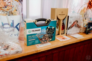 25. �kolsk� reprezenta�n� ples rodi�ov, priate�ov a�absolventov gymn�zia