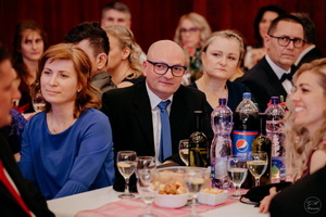 25. �kolsk� reprezenta�n� ples rodi�ov, priate�ov a�absolventov gymn�zia