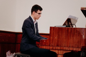 25. �kolsk� reprezenta�n� ples rodi�ov, priate�ov a�absolventov gymn�zia