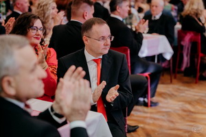 25. �kolsk� reprezenta�n� ples rodi�ov, priate�ov a�absolventov gymn�zia