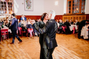 25. �kolsk� reprezenta�n� ples rodi�ov, priate�ov a�absolventov gymn�zia