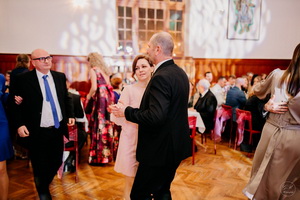 25. �kolsk� reprezenta�n� ples rodi�ov, priate�ov a�absolventov gymn�zia