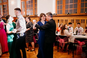 25. �kolsk� reprezenta�n� ples rodi�ov, priate�ov a�absolventov gymn�zia