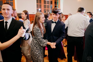 25. �kolsk� reprezenta�n� ples rodi�ov, priate�ov a�absolventov gymn�zia