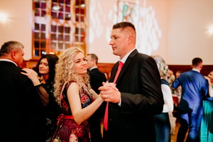 25. �kolsk� reprezenta�n� ples rodi�ov, priate�ov a�absolventov gymn�zia