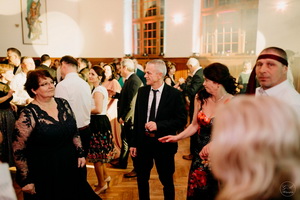 25. �kolsk� reprezenta�n� ples rodi�ov, priate�ov a�absolventov gymn�zia