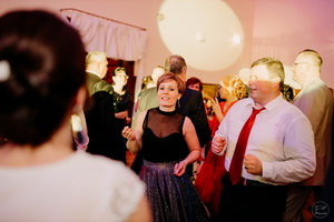 25. �kolsk� reprezenta�n� ples rodi�ov, priate�ov a�absolventov gymn�zia