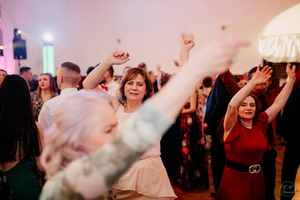 25. �kolsk� reprezenta�n� ples rodi�ov, priate�ov a�absolventov gymn�zia