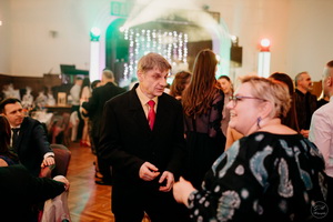 25. �kolsk� reprezenta�n� ples rodi�ov, priate�ov a�absolventov gymn�zia