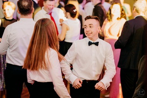 25. �kolsk� reprezenta�n� ples rodi�ov, priate�ov a�absolventov gymn�zia