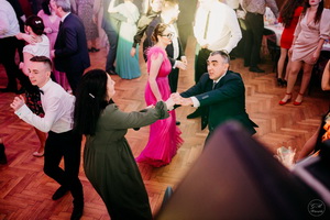 25. �kolsk� reprezenta�n� ples rodi�ov, priate�ov a�absolventov gymn�zia