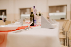 25. �kolsk� reprezenta�n� ples rodi�ov, priate�ov a�absolventov gymn�zia